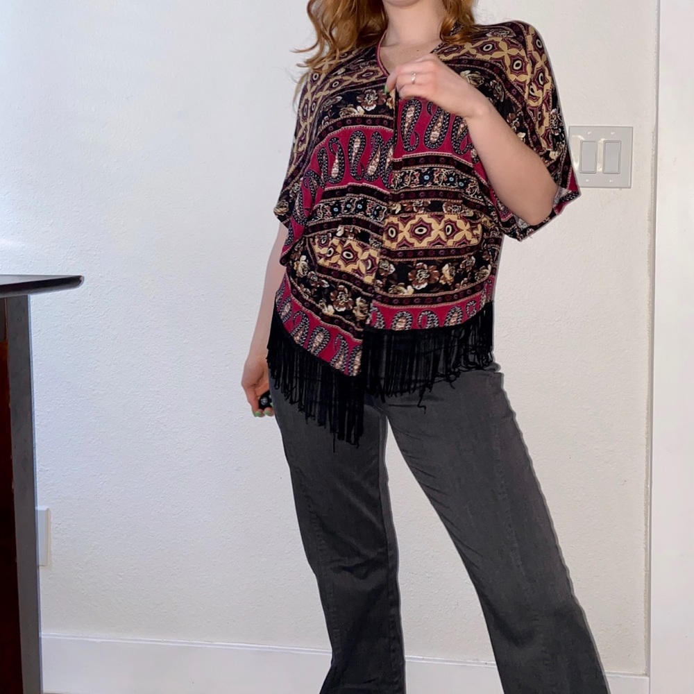 Tasseled paisley cardigan shirt